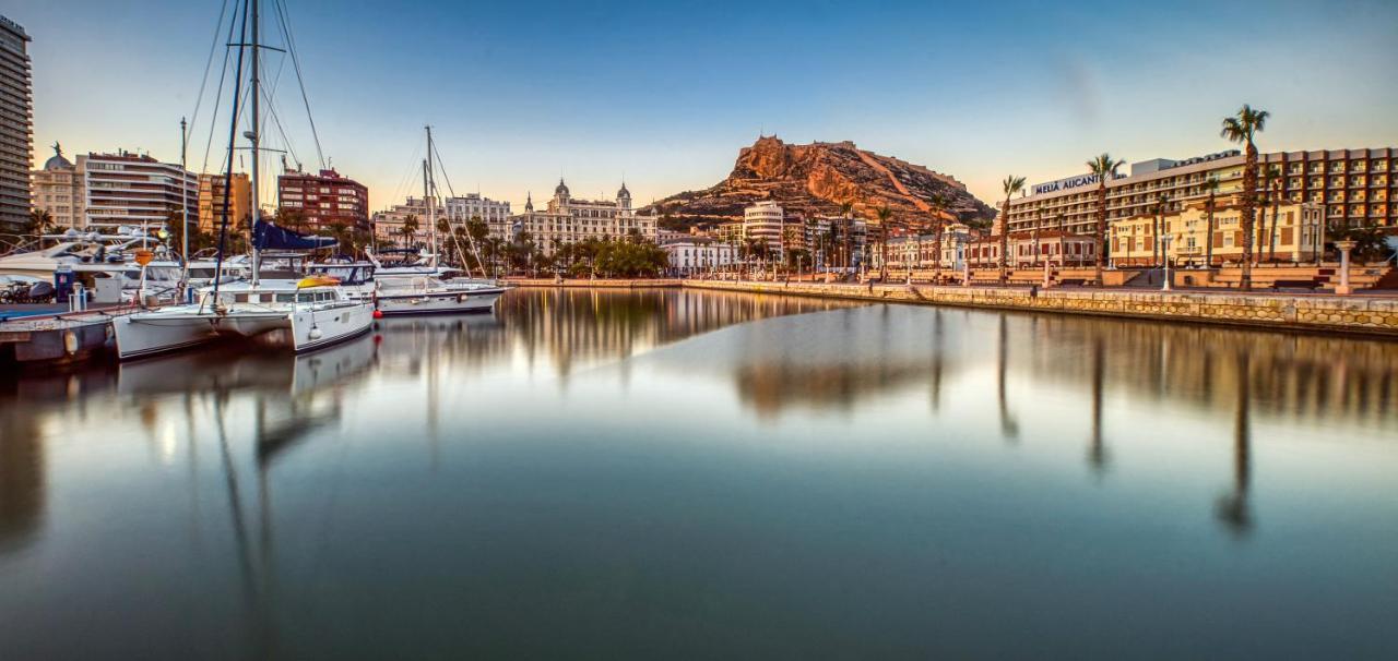 Ibis Budget Alicante Pension Sin Comedor Exterior photo